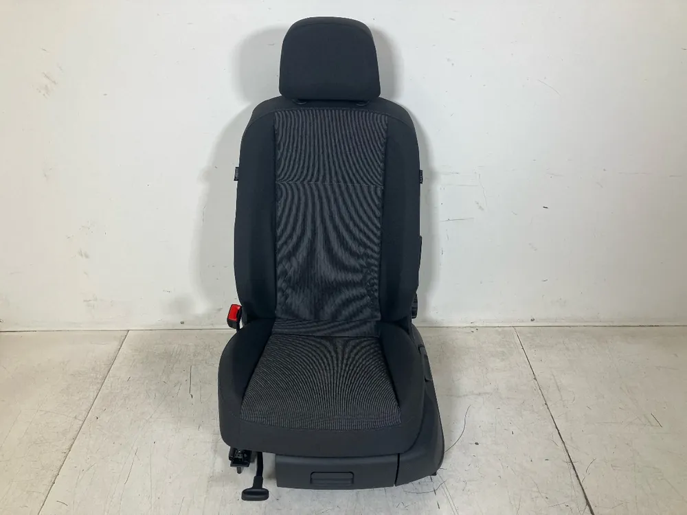 Mega-Angebot Sitz links vorne VW Caddy V Kombi (SBB, SBJ) TSi EVO 84 kW 114 PS (01.2021-> )