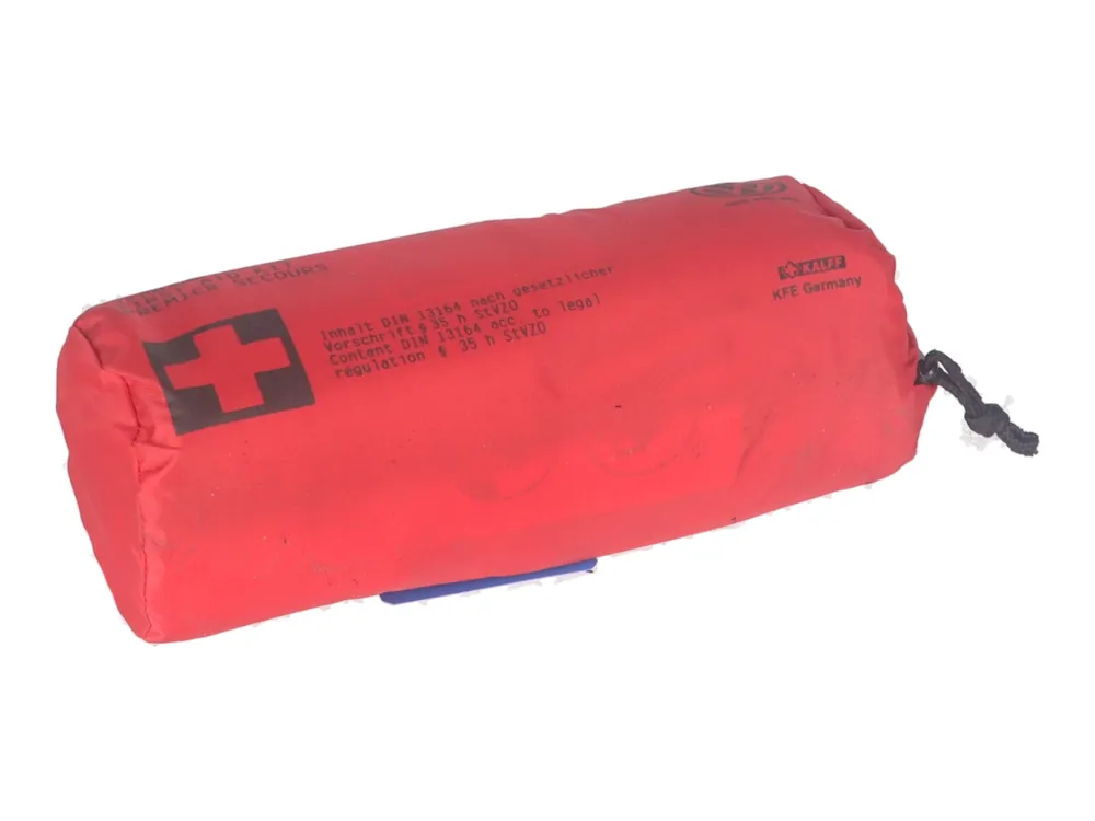 Verbandtasche Ersthilfe VW Golf VIII Variant (CG) 2.0 TDI 110 kW 150 PS (08.2020-> ) Echt