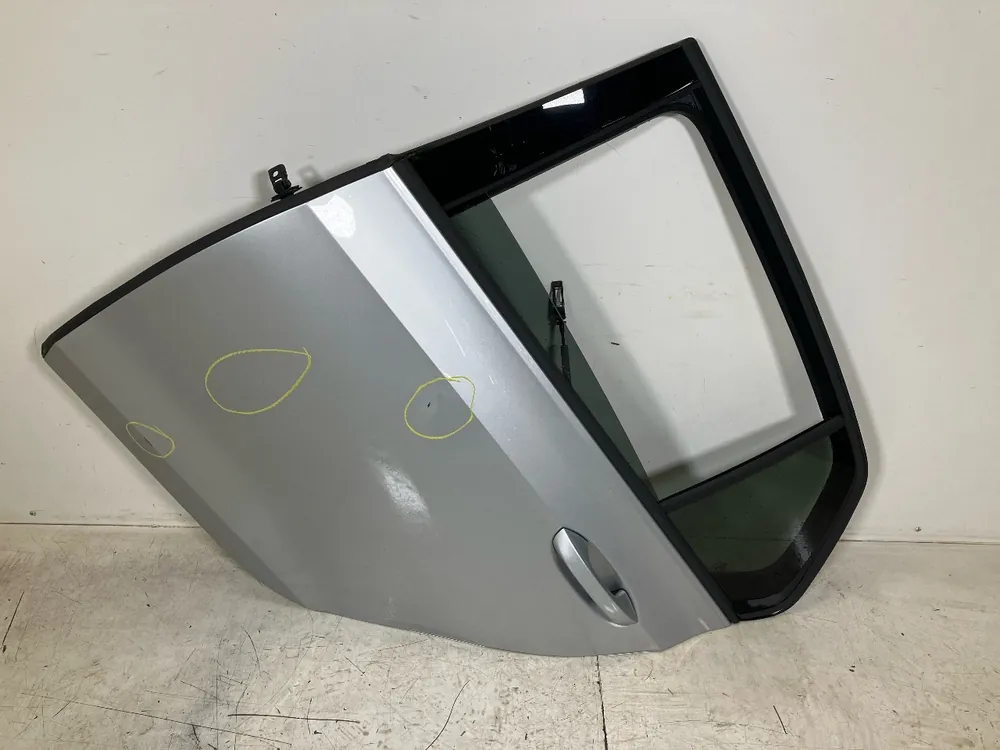 Sonderaktion Tür links hinten VW Golf VIII (CD) 1.0 eTSI 81 kW 110 PS (06.2020-> )