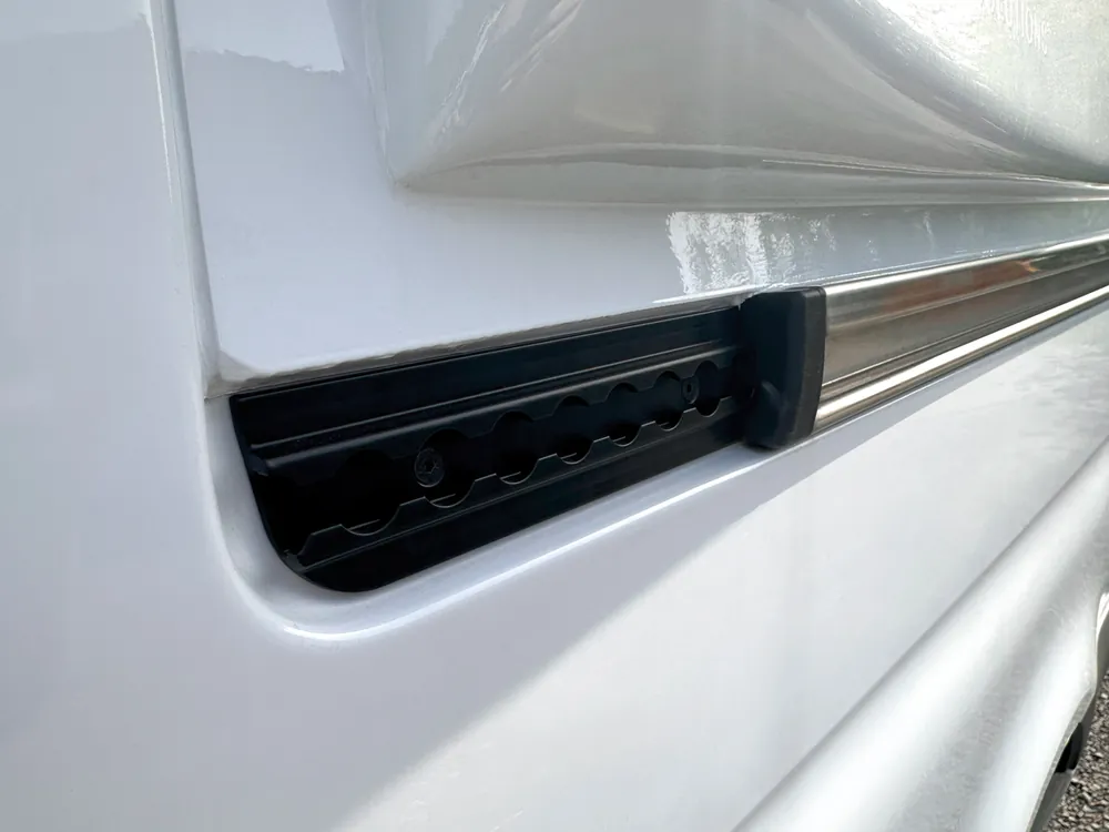 Airlineschienen-System rechts, für MB Sprinter L2 Letzte Chance