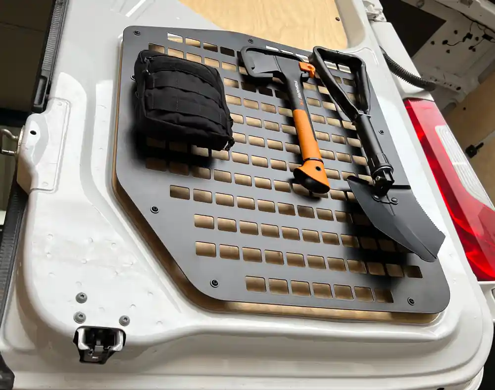 MOLLE-Trägersystem, Hecktür links unten, MB Sprinter 907 Top-Angebot