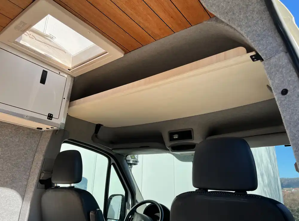 Super-Preis Ablage im Fahrerhaus, passend für MB Sprinter 906 und VW Crafter