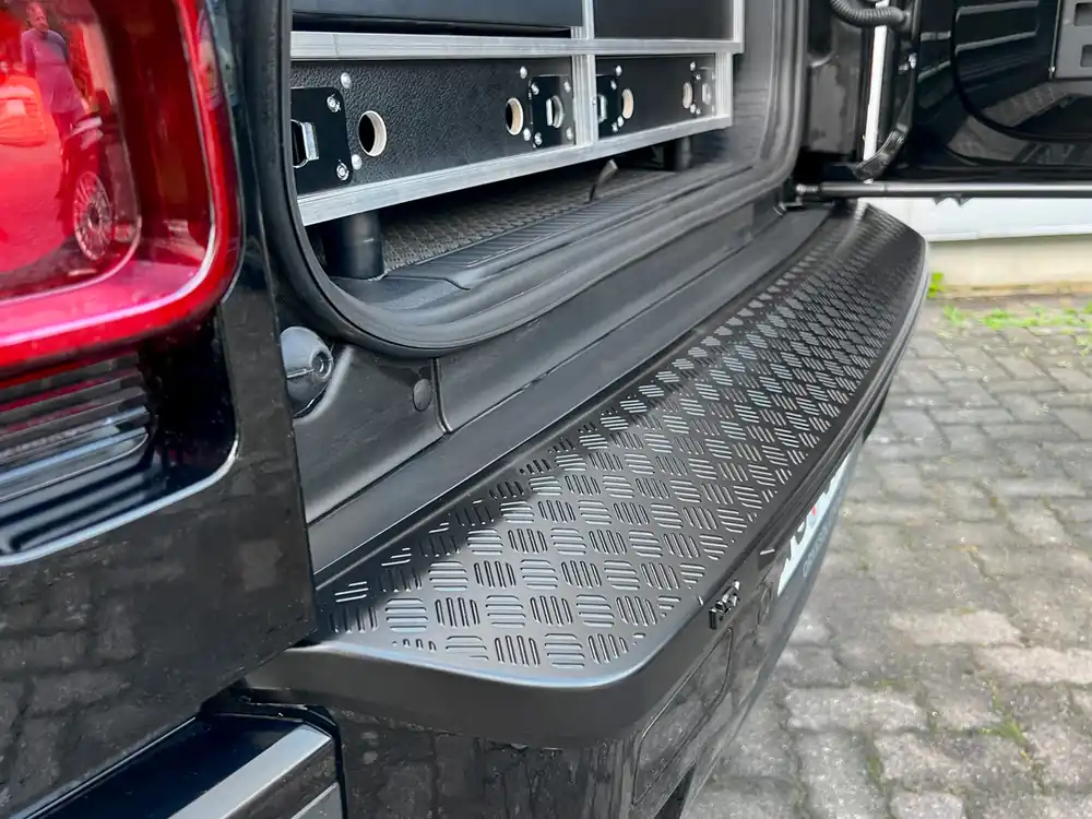 Preiswert Stoßstangenabdeckung, hinten, satinschwarz, New Defender