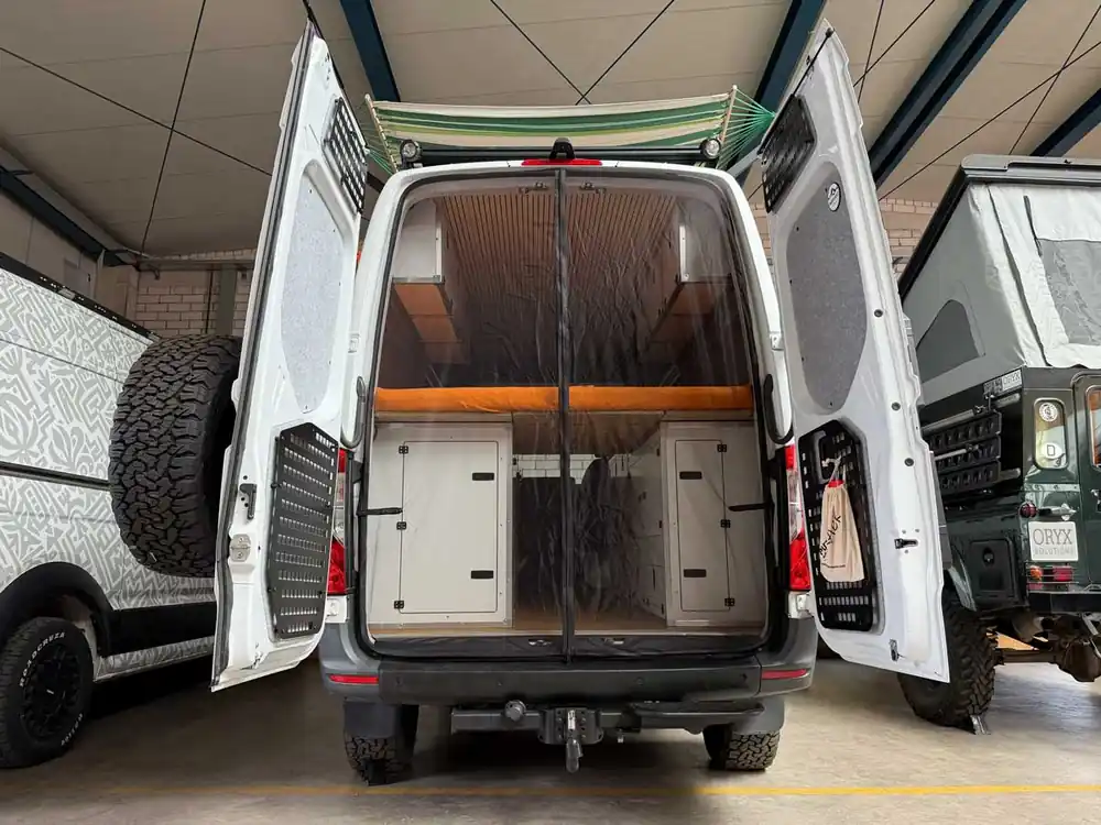 Moskitonetz mit Zugang für Hecktür, MB Sprinter + Crafter (ab Bj. 2006) Höhe 2 Bestpreis